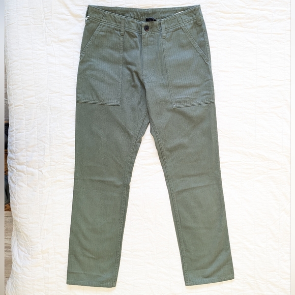 NWT Green Patagonia Organic Cotton Herringbone Utility Pants, Hiking Trousers - Picture 3 of 16